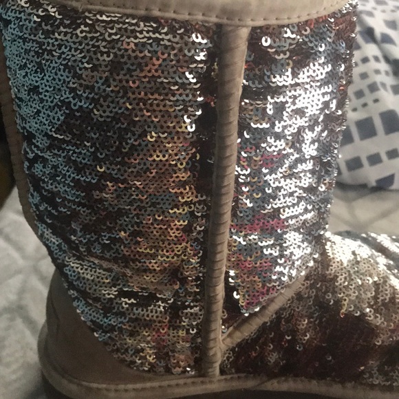 sequin UGGS - Picture 3 of 3